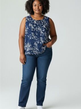 Cristina B. plus size womens Navy and White Floral Sleeveless Camisole size 1X